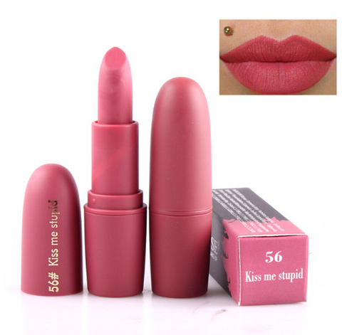 Matte moisturizing lipstick