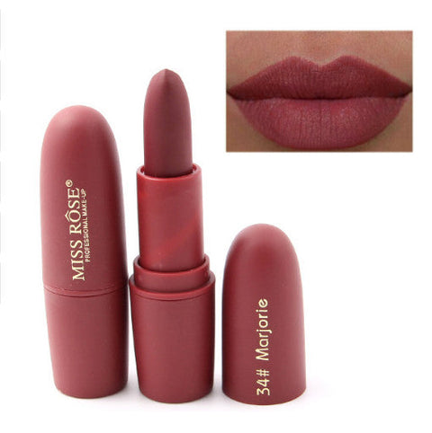 Matte moisturizing lipstick