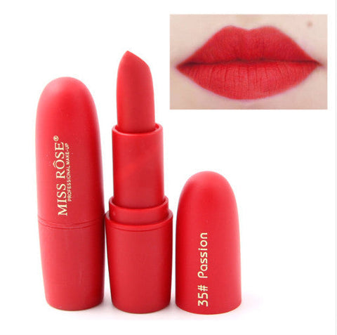 Matte moisturizing lipstick